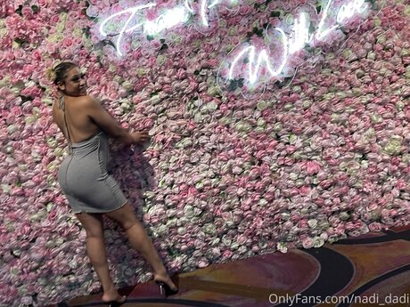 Nadi Hustle top pornografische archiv