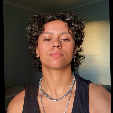 Emerson erotische nette galerien