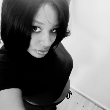 MzThickhips4000 porno pornostar galerie