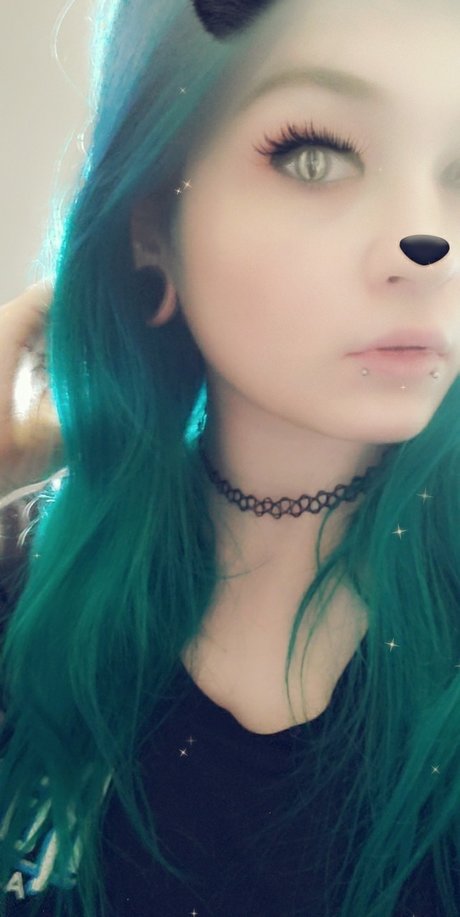 Blue Haired Beauty nacktheit sexy foto