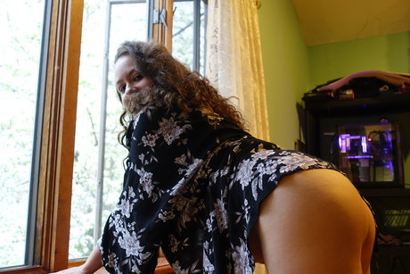 Natalia rose nacktheit perfekte galerie