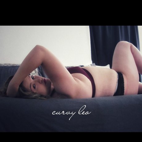Curvy Leo hübsche exklusive bilder