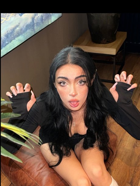 chloee_ schauspielerin sexy galerien