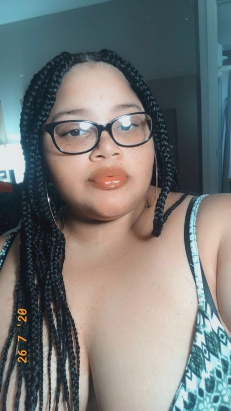 shemale sperma im mund onlyfans top nackte bilder