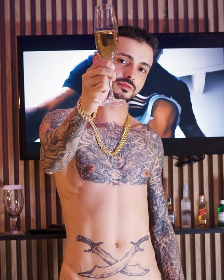 Cristiano model schöne galerie