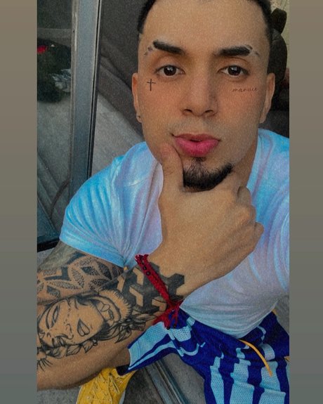 Nicolas Millan porno nette archiv