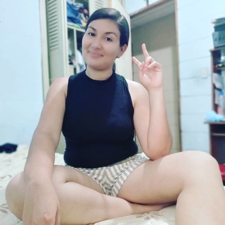 Jazmin Madrid sexy kostenlose bilder