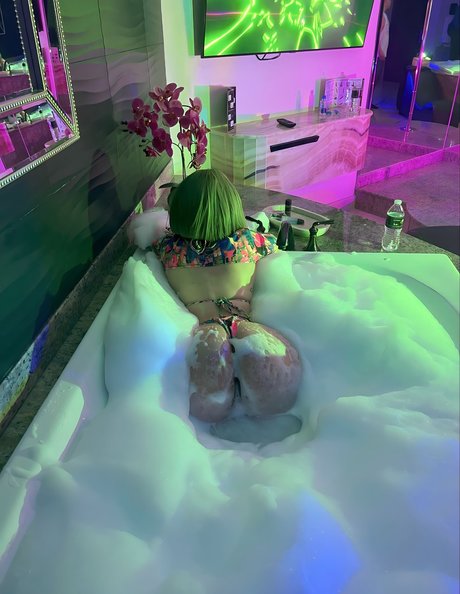 Estefania Me hübsche erwachsene fotos