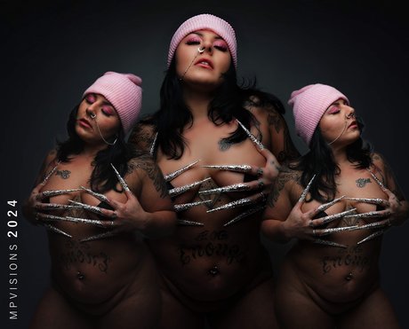 Nikki Bunz_ hübsche schöne foto