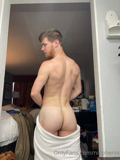 Nic Phenix schauspielerin hd bild