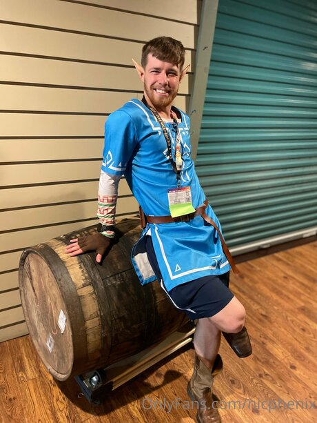 Nic Phenix hd xxx bild