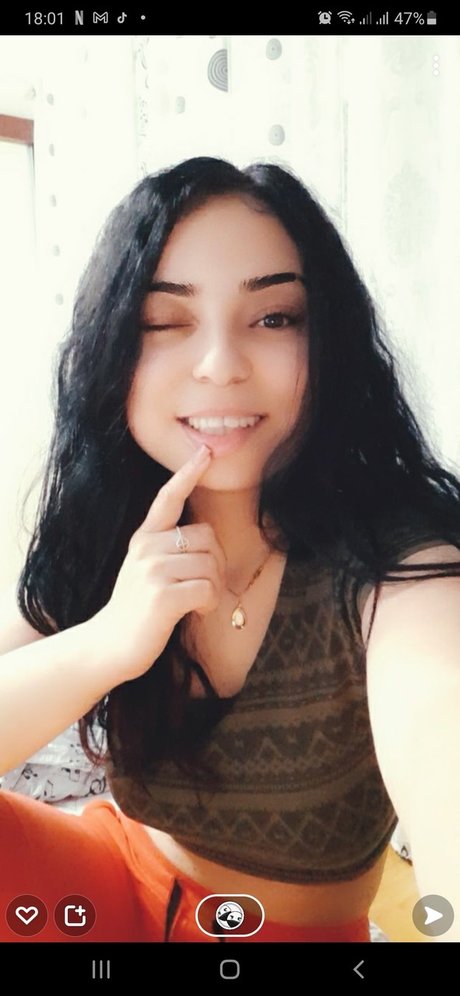 Nicoleta Ion top erwachsene foto