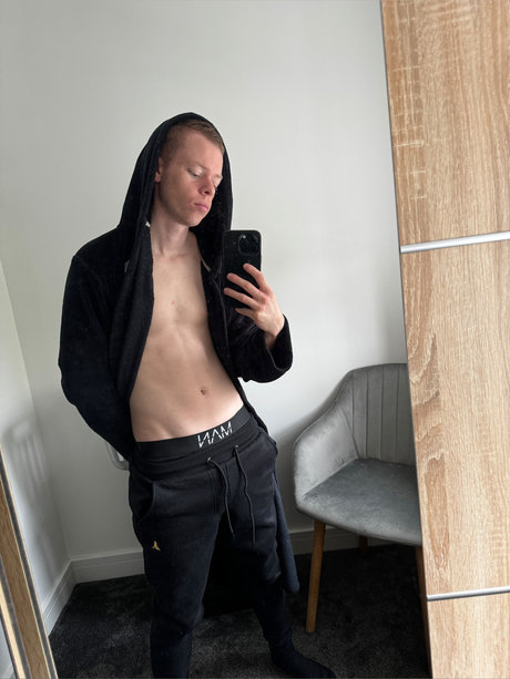 NKDLadz_ pornostar sexy foto