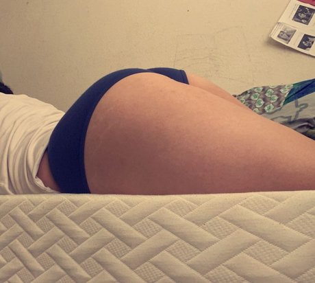 ABB Aaidyn exklusive nackten fotos