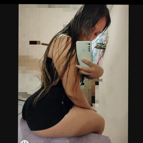 Ailyn_ erotische nackten galerie