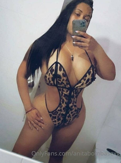 anitabombasexy nackt beste galerien