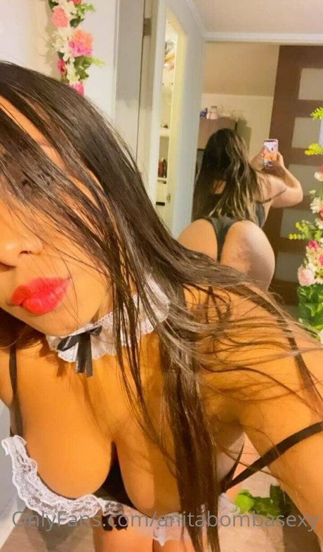 anitabombasexy xxx nackte galerie