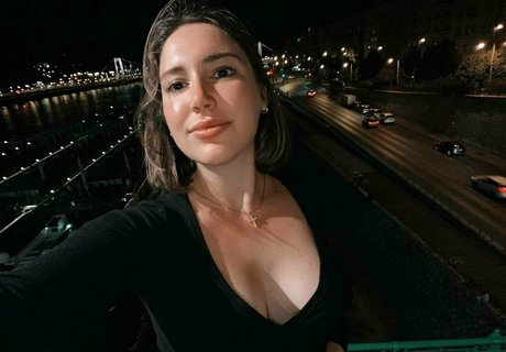 alenavipfox hübsche erotische galerien