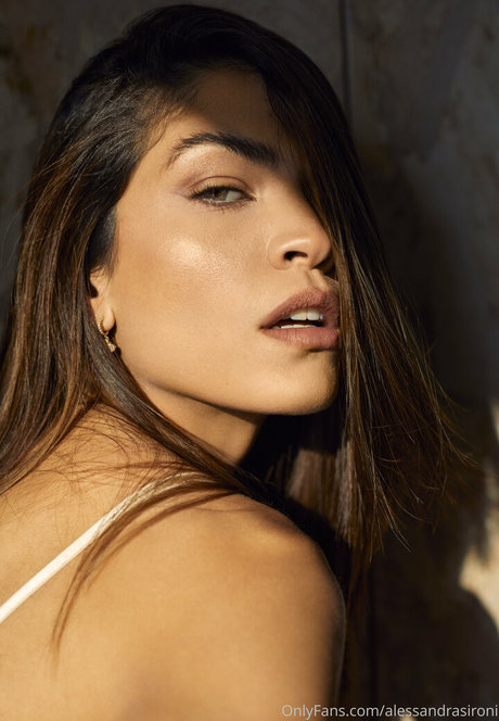 sironinena top porno bild