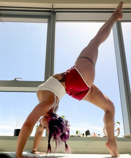 creampie asiatische onlyfans xxx erotische bild