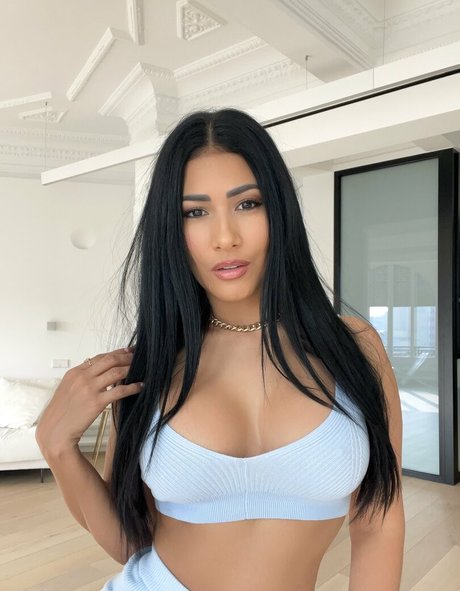 Simone E Simaria schöne nette galerien