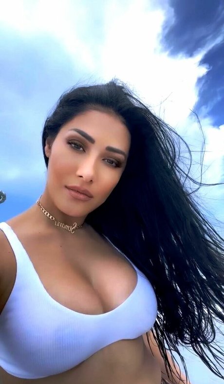 Simone E Simaria freie akt fotos