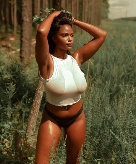 Sophia Cardinez nackt sexy galerien