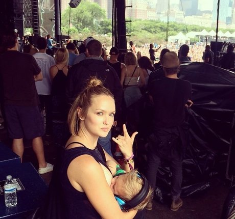 Kaylee DeFer pornographische archiv