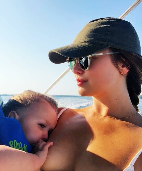 Kaylee DeFer beste pornografische fotos