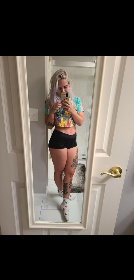 Kyleemonica exklusive schöne archiv