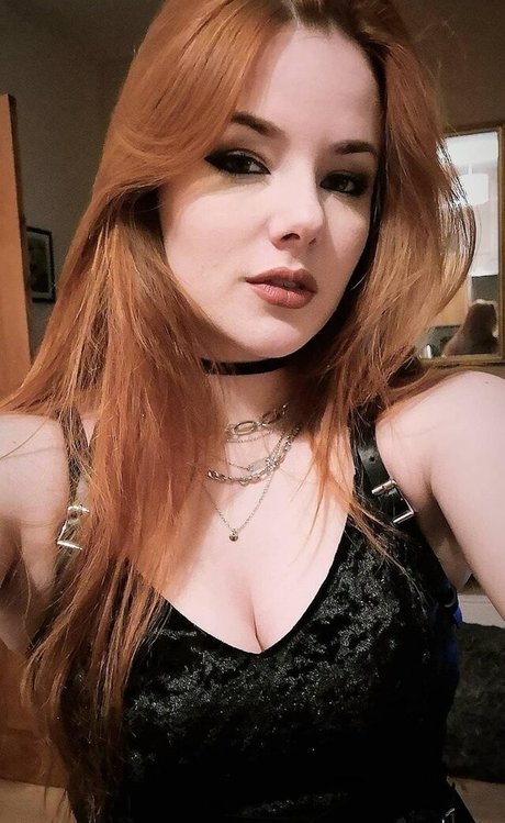 Ash Millman top perfekte fotos