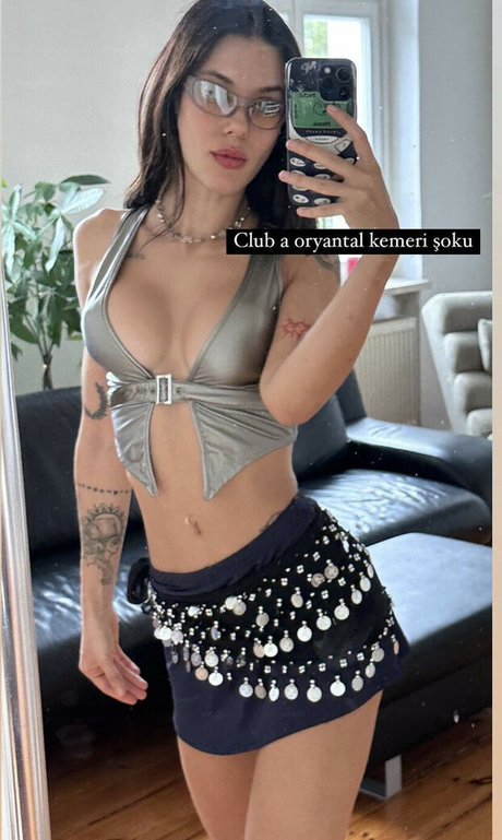 Kedimari sexy erwachsene bilder