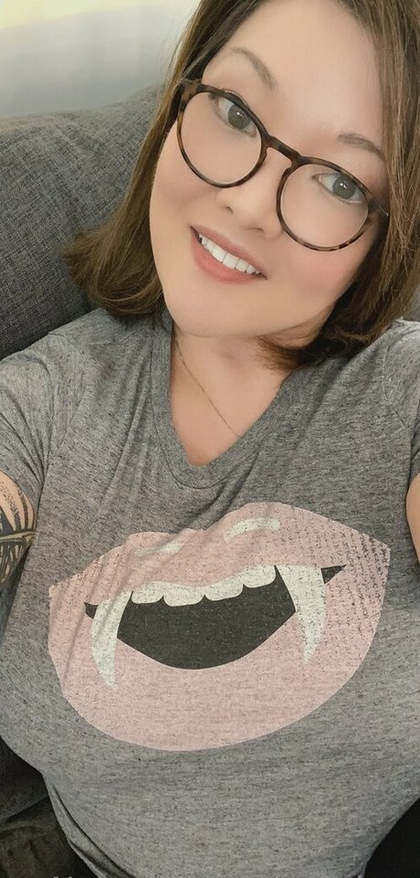 kellynakatomi erotische exklusive galerien