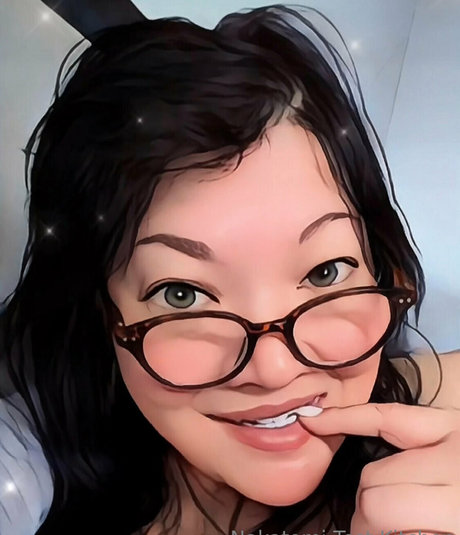 kellynakatomi hd pornographische fotos