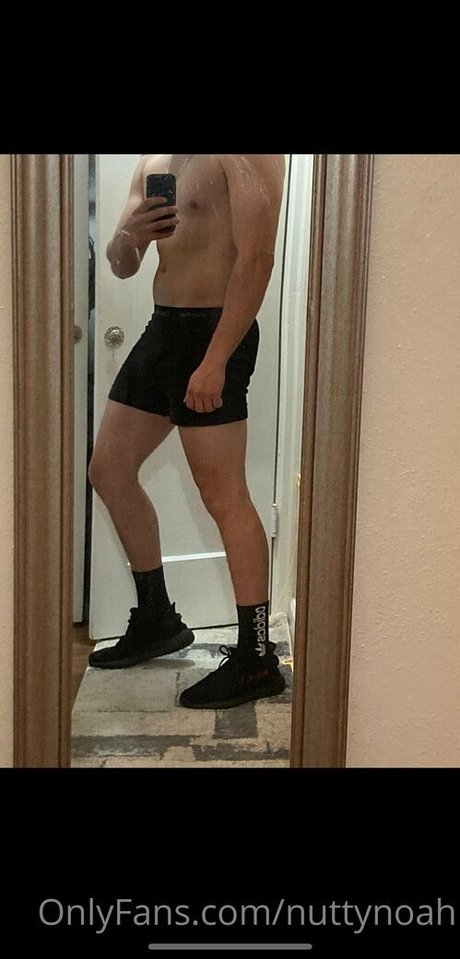 nuttynoah nackt sexy galerien