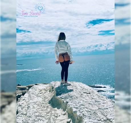 tarasecretfree model foto