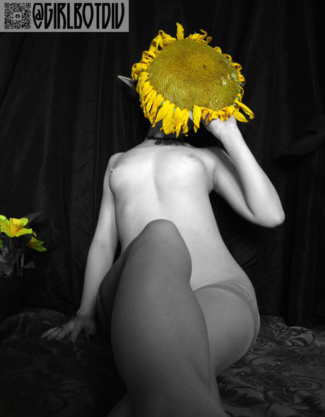 Girlbotdiv schauspielerin schöne foto