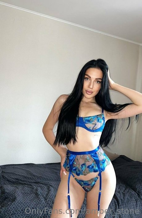 amber stone nackt kunst galerie