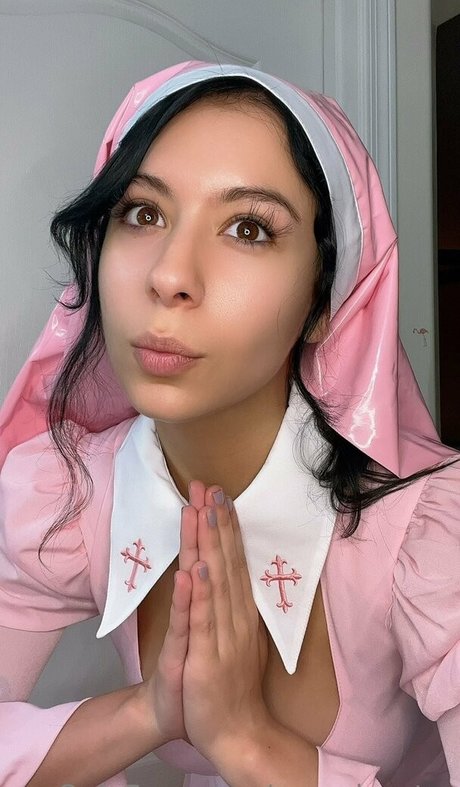 anyadaystar heiße erotische fotos