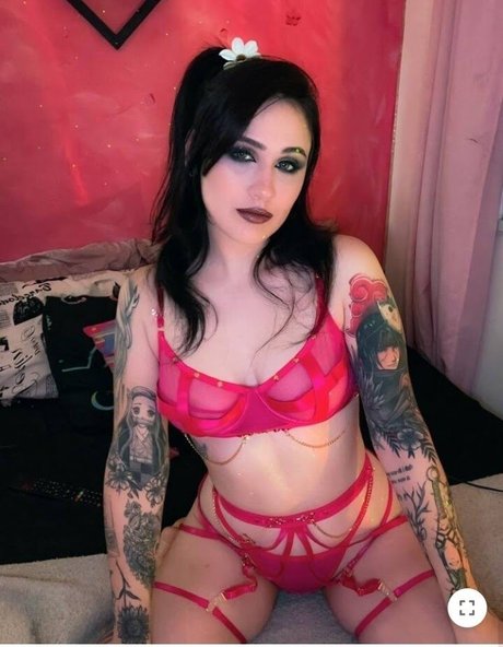 Gabysanetti hübsche akt bild