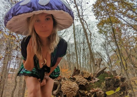 freesexypsychedelic schauspielerin xxx bild