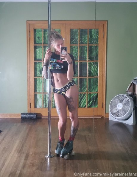 Mikayla Raines erotische fotos