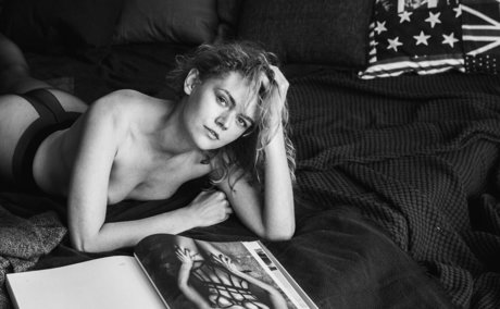 Kate Ri pornostar exklusive galerie