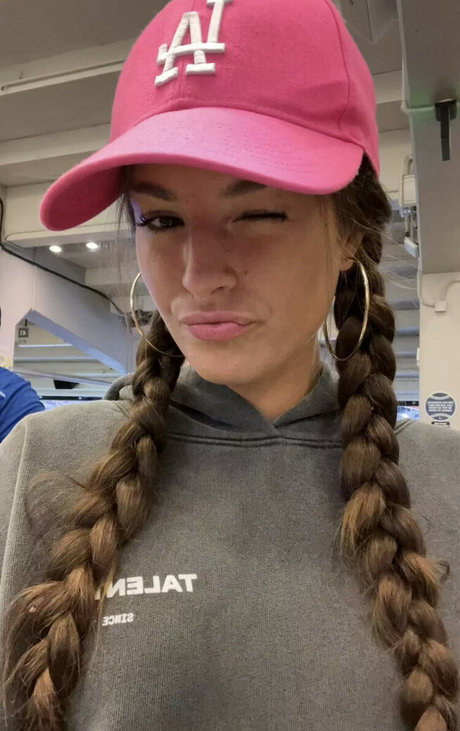 blonde zwergin onlyfans hübsche freie fotos