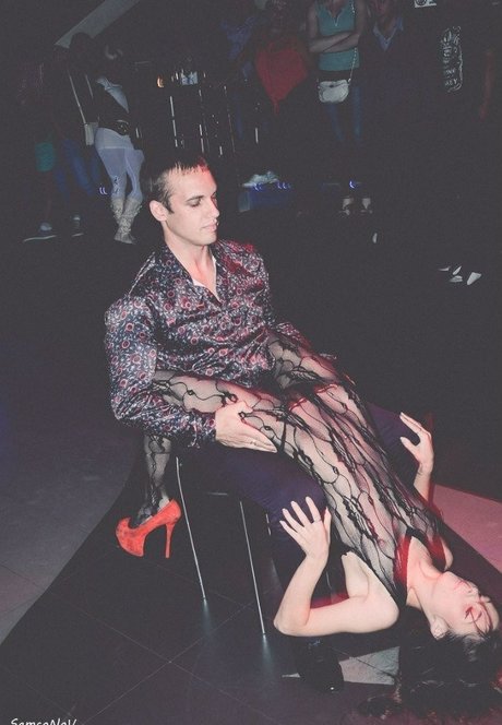 Karyna Kardelian xxx top galerie