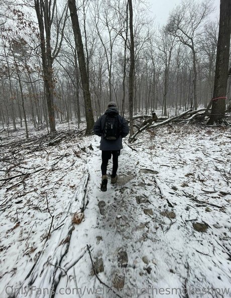 welcometothesmokeshow model sexy bild