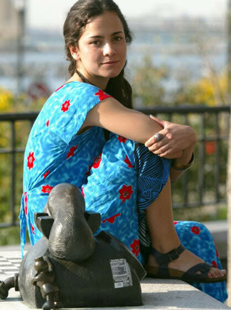 Alice Braga pornostar xxx bilder