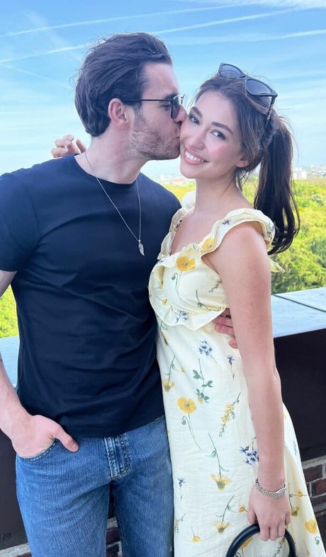 Lilly Lagodka freie porno galerien