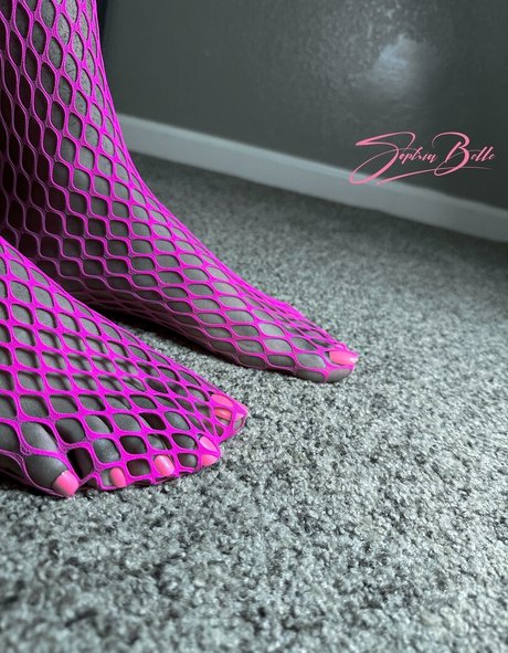 Sophia Belle Fit schauspielerin erwachsene foto