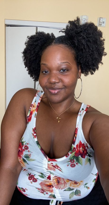 Nubian Goddess Toes heiße schöne fotos